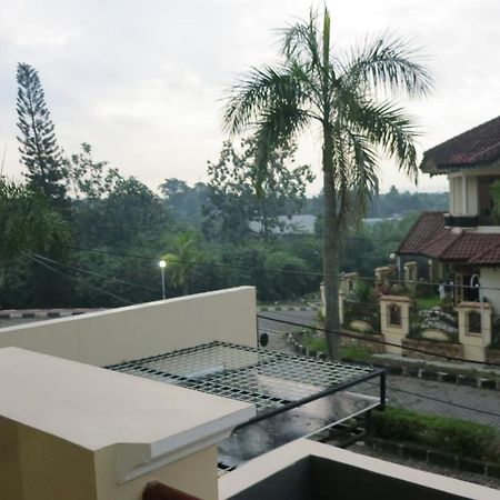 Hotel Omah Sastro 2 Jogyakarta Zewnętrze zdjęcie